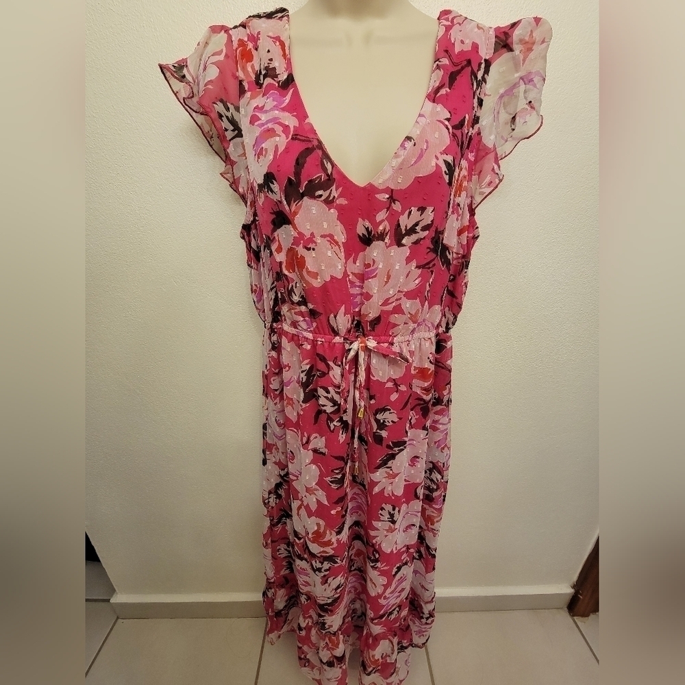 NWT Indulge in Style Floral Maxi Dress